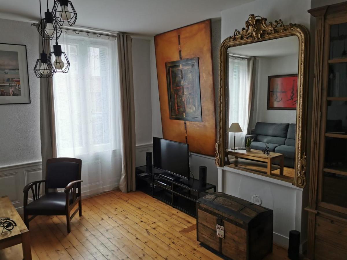 Appartement De Charme 翁弗勒尔 外观 照片